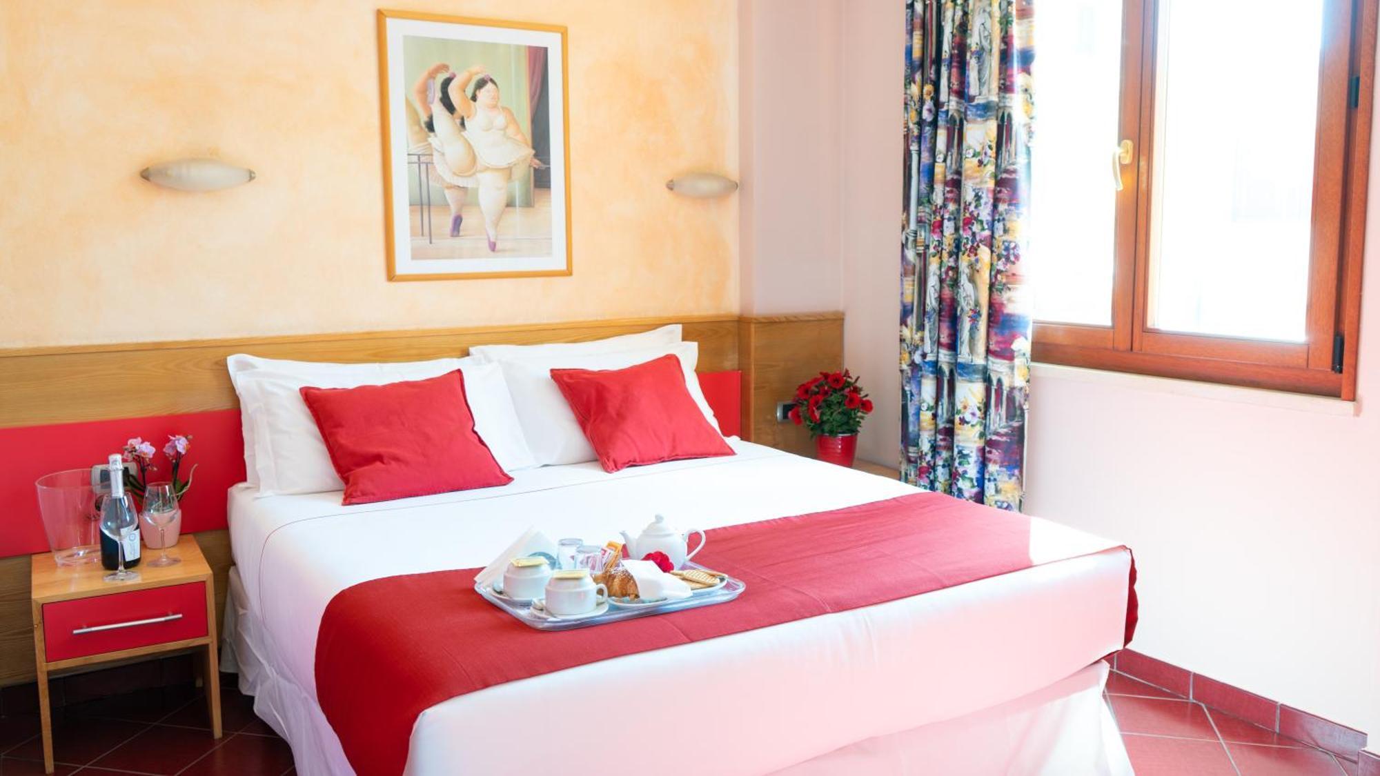Hotel Diana بومبيي المظهر الخارجي الصورة